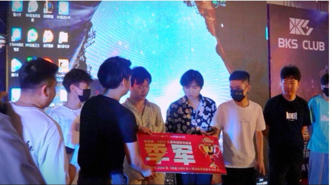 英雄联盟比赛现场